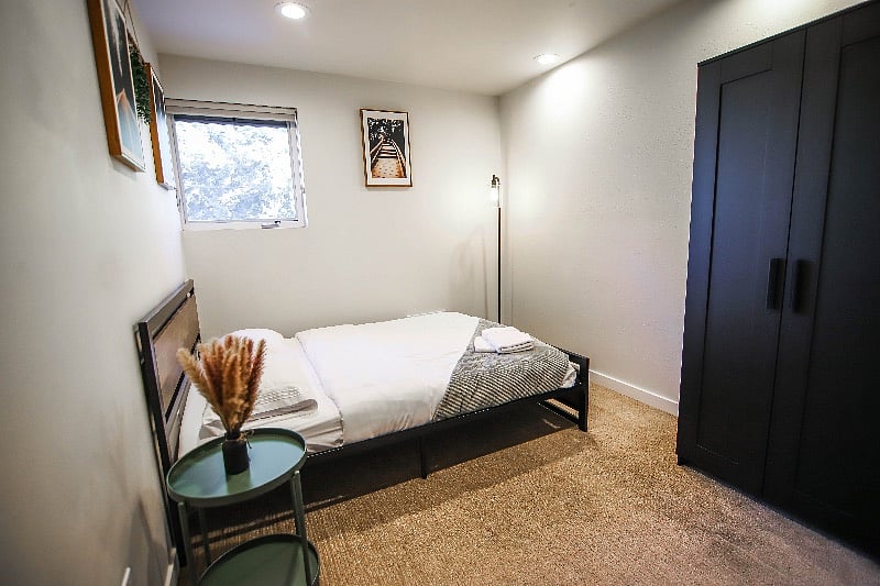Furnished Finder property 452412_1 photo 3