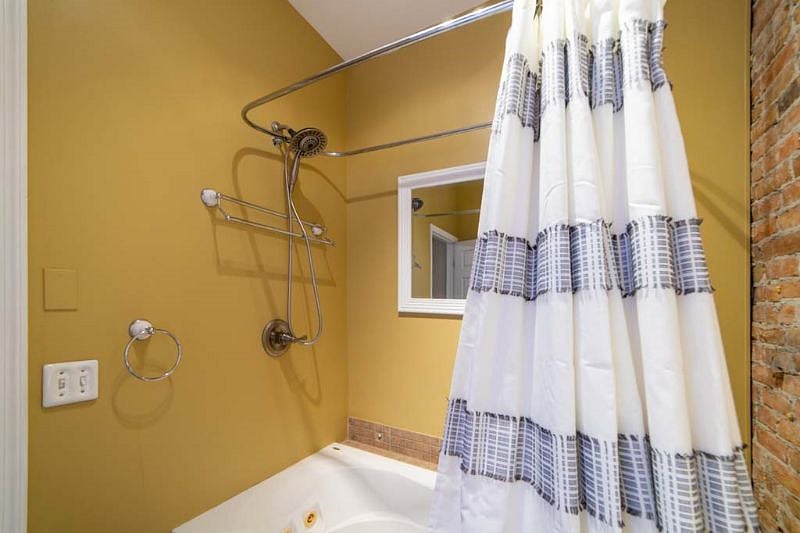 Yes, it's a bathtub, shower and hot tub all in one.