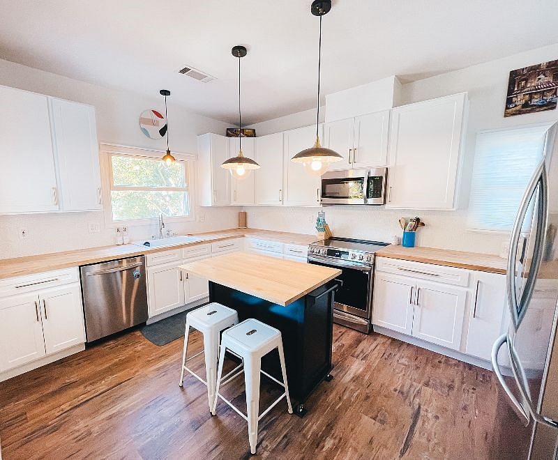 Fully stocked kitchen 