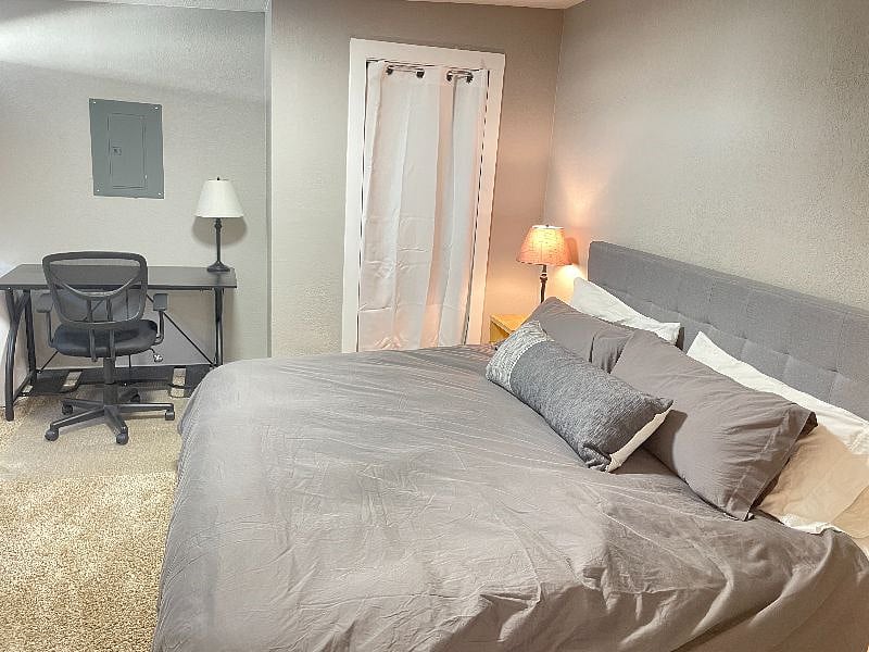 Furnished Finder property 452483_1 photo 6