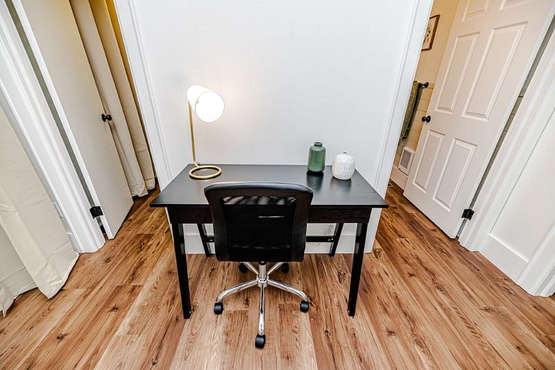 Furnished Finder property 452571_1 photo 3