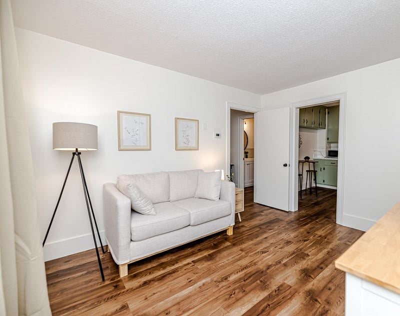 Furnished Finder property 452571_1 photo 10