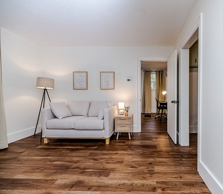 Furnished Finder property 452571_1 photo 15