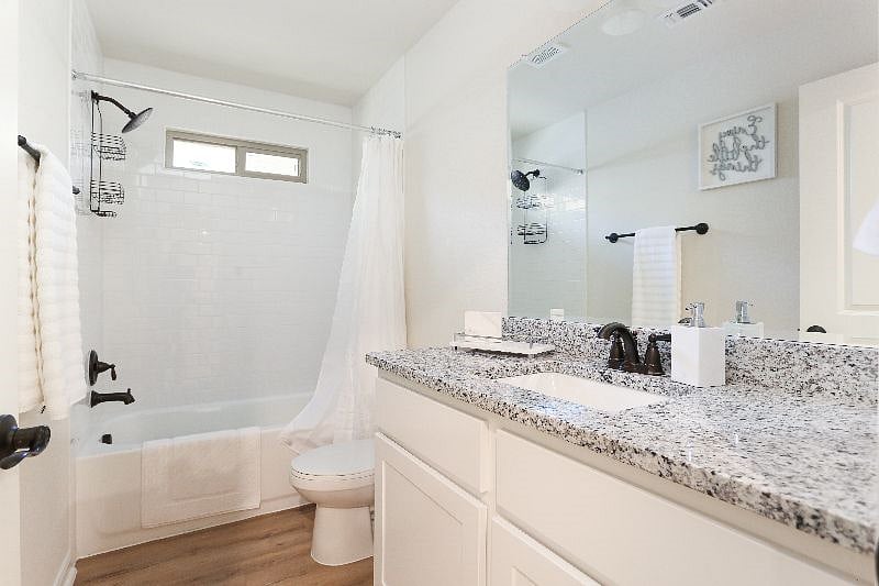 2nd Full Bathroom