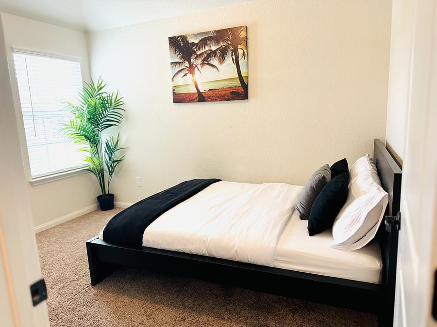 2nd Bedroom