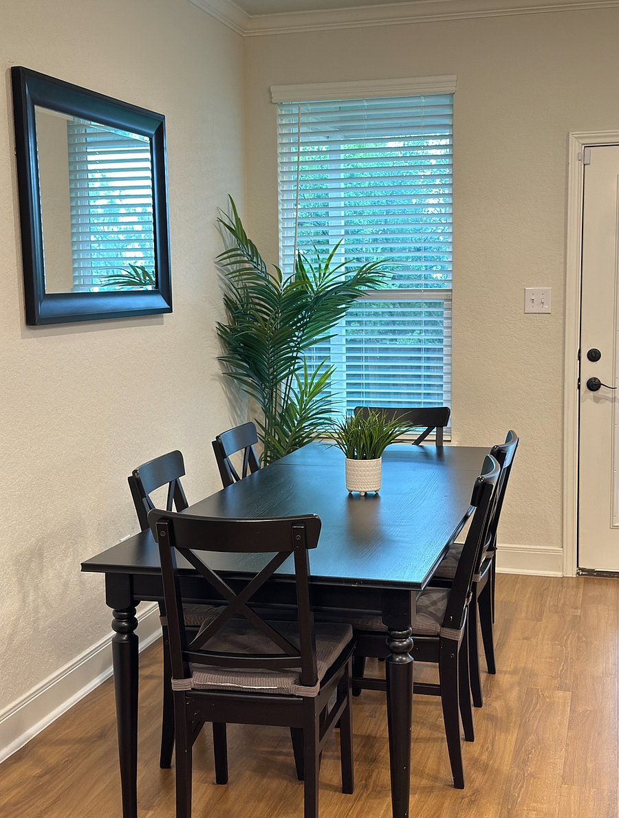 Furnished Finder property 452604_1 photo 13