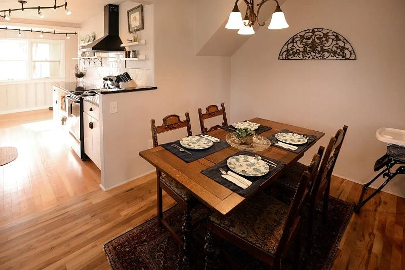 Furnished Finder property 452668_1 photo 12