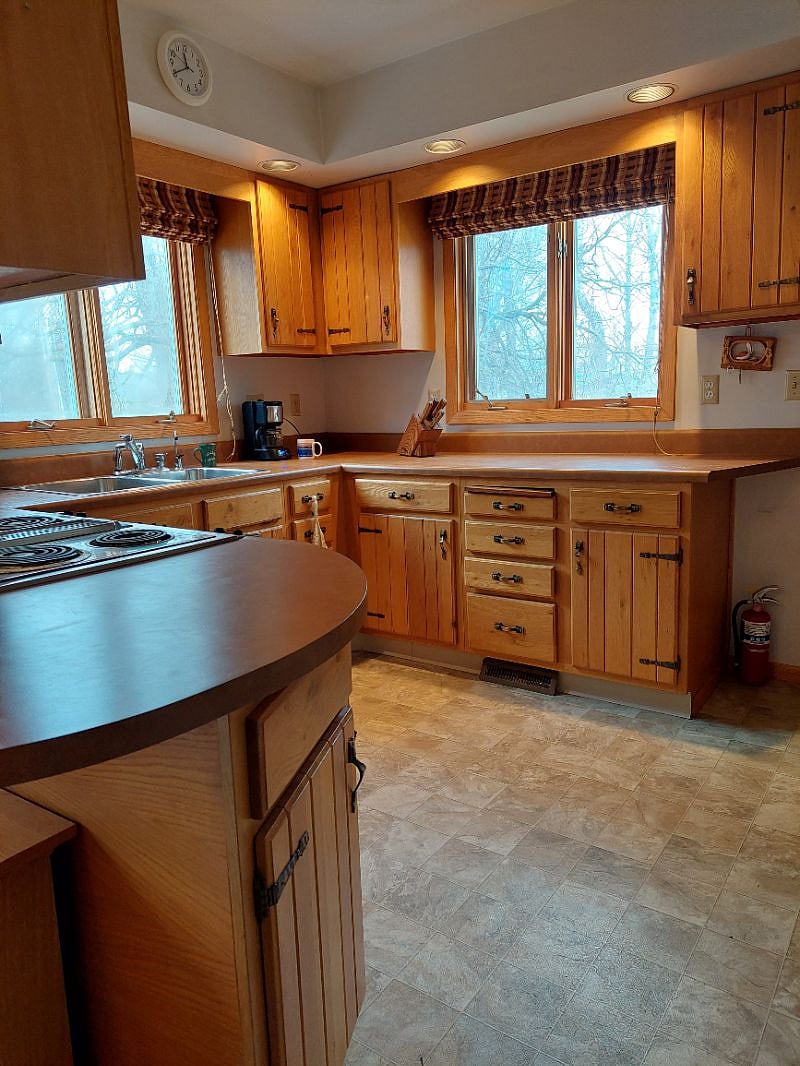 Furnished Finder property 452681_1 photo 9