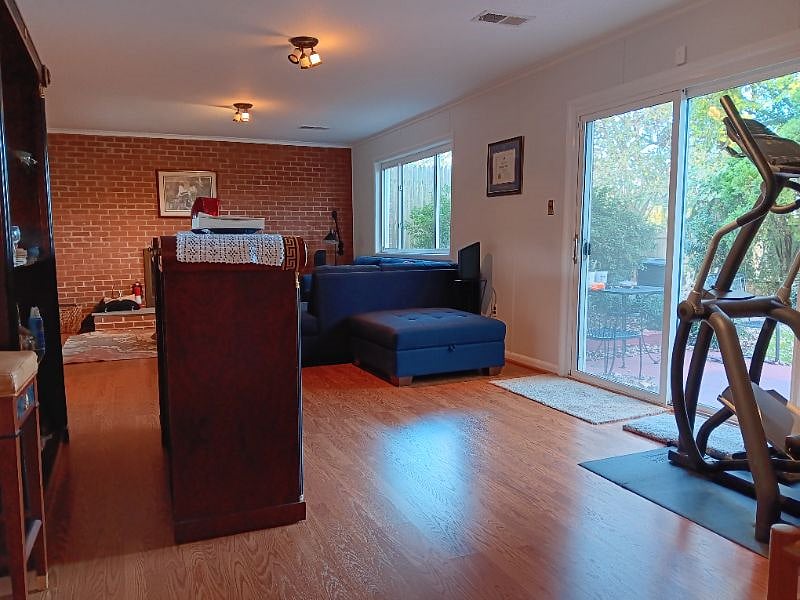 Furnished Finder property 452701_1 photo 3