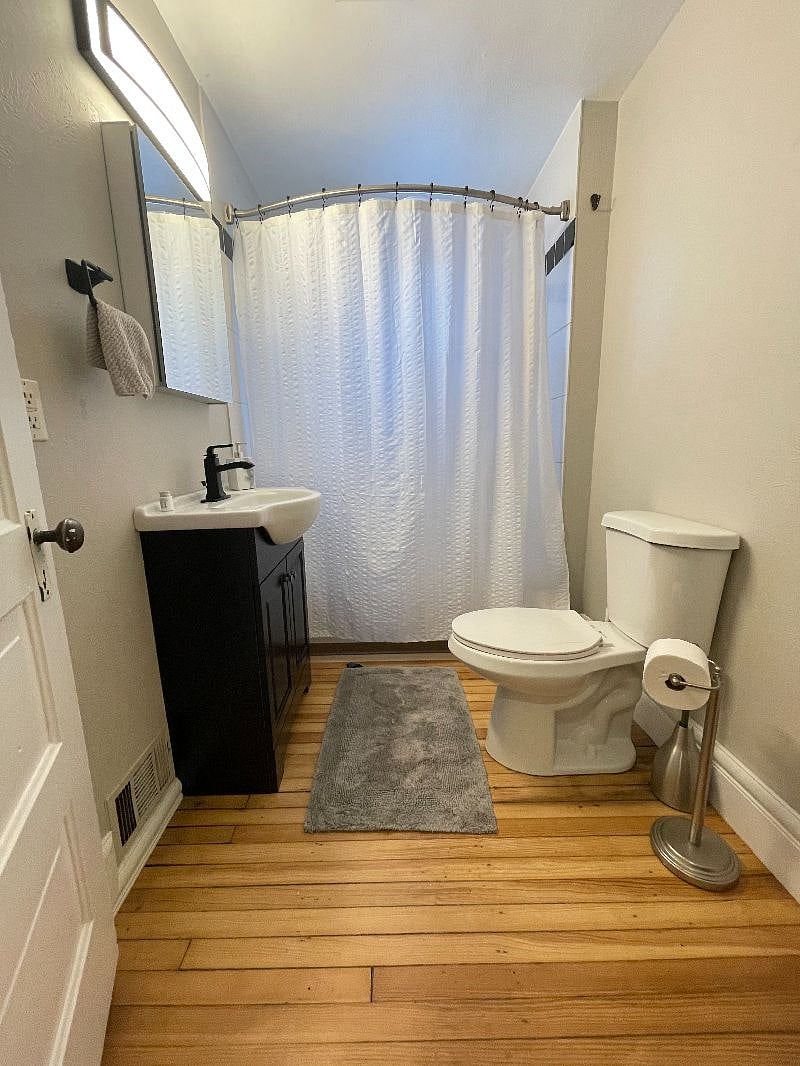 Furnished Finder property 452704_1 photo 8