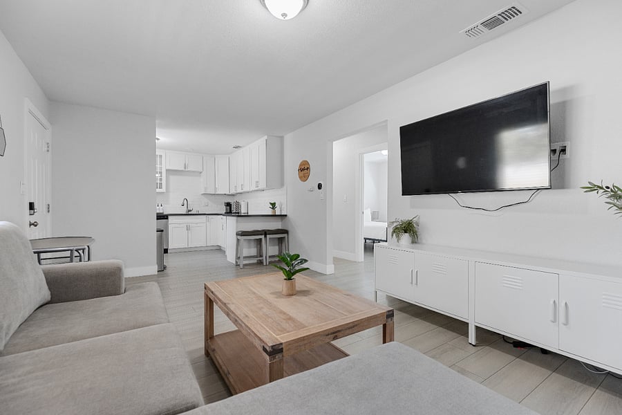 Furnished Finder property 452794_1 photo 3