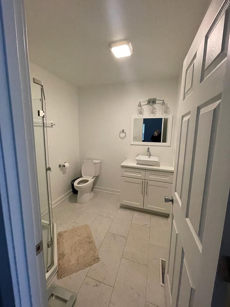Furnished Finder property 452807_3 photo 12