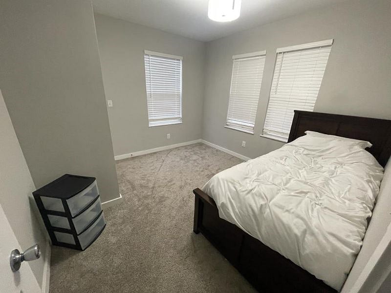 Furnished Finder property 452807_4 photo 7