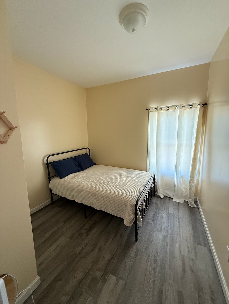 Furnished Finder property 452818_1 photo 8