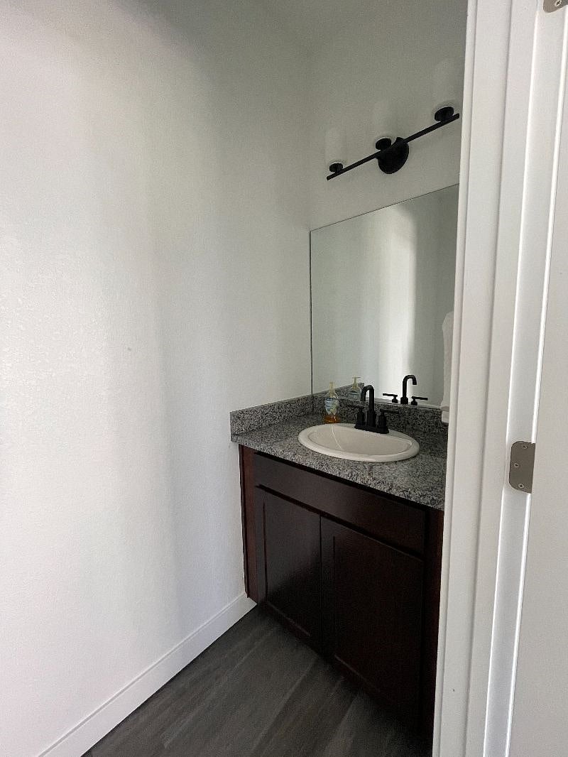 Furnished Finder property 452820_1 photo 17