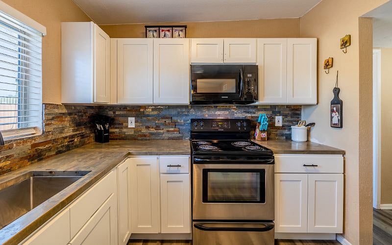 Furnished Finder property 452850_1 photo 12