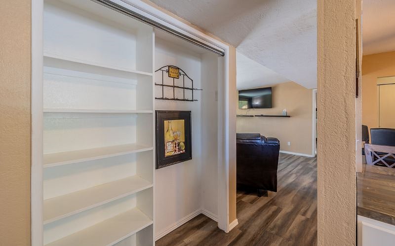 Furnished Finder property 452850_1 photo 13