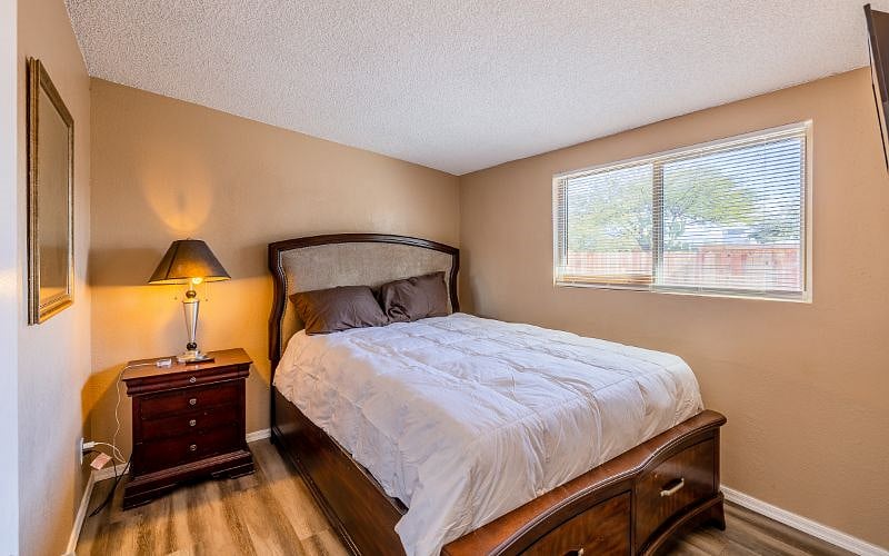 Furnished Finder property 452850_1 photo 16