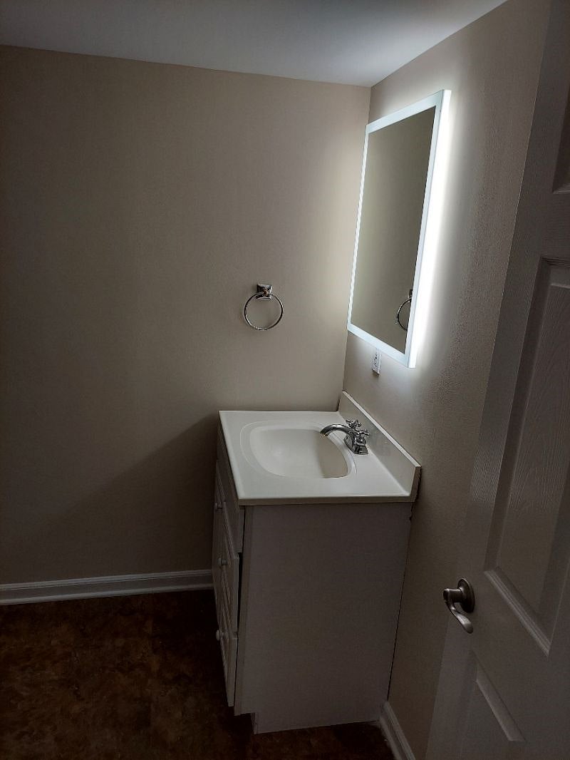 Furnished Finder property 452878_1 photo 12