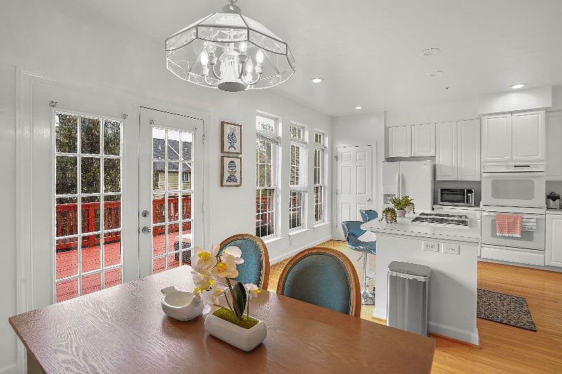 Furnished Finder property 452884_1 photo 22