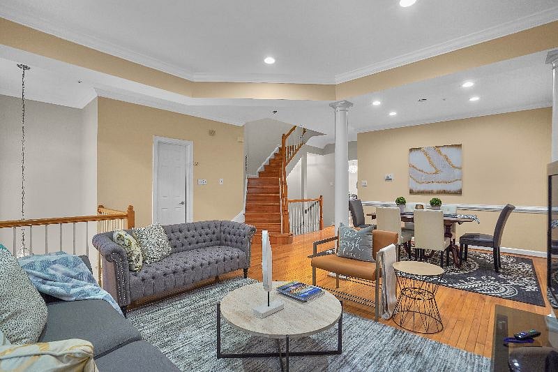 Furnished Finder property 452884_1 photo 25