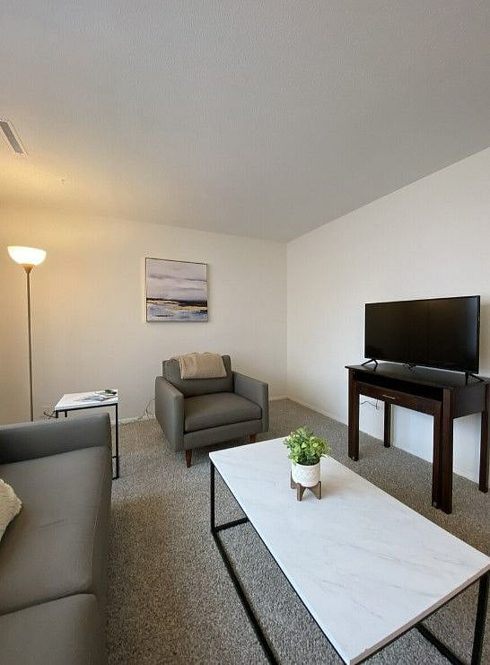 Furnished Finder property 452889_1 photo 6