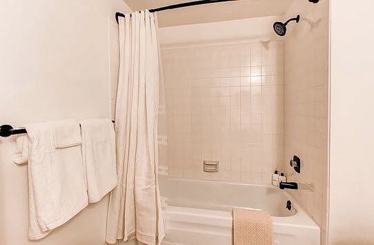 Furnished Finder property 452903_1 photo 9