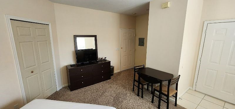 Furnished Finder property 452921_1 photo 9