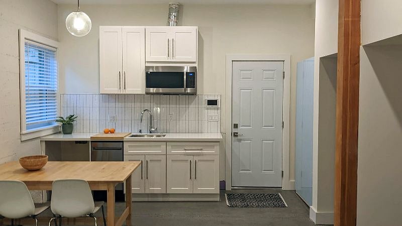 Furnished Finder property 453013_1 photo 11