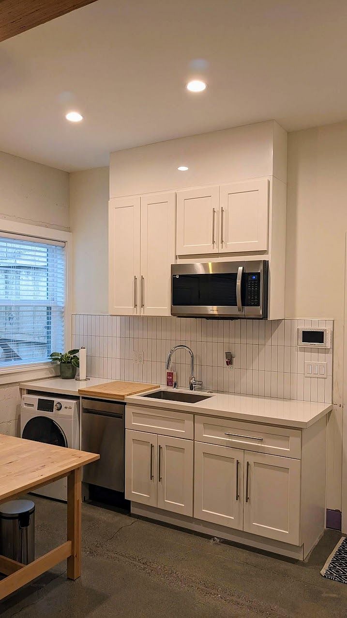 Furnished Finder property 453013_1 photo 3