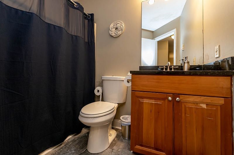 Full bathroom