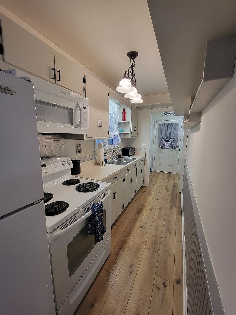 Furnished Finder property 453066_1 photo 14