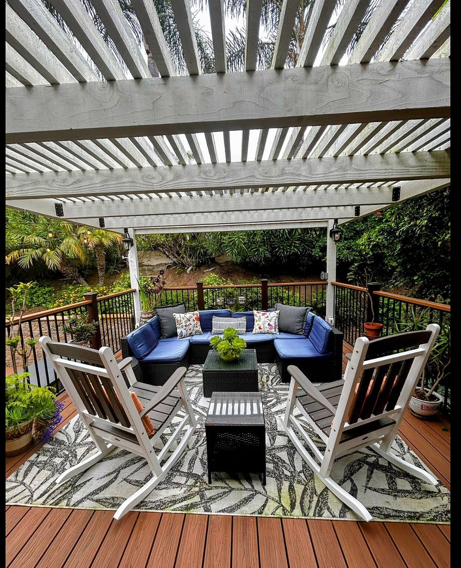 Gazebo outside the main entrance to the house.