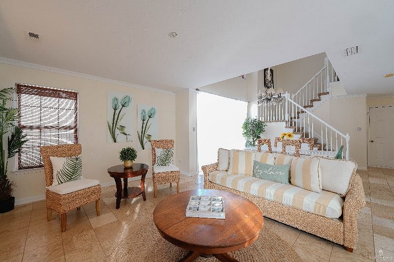 Furnished Finder property 453184_1 photo 3