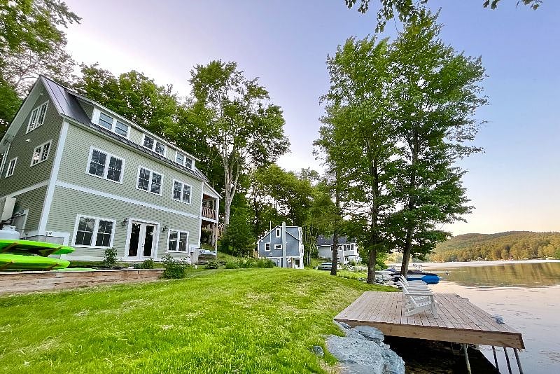 Dock with kayak and paddleboards available.