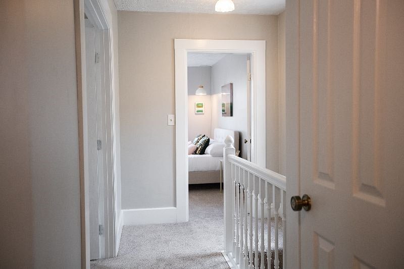 View from the 2nd floor, full bathroom to the owners' bedroom.