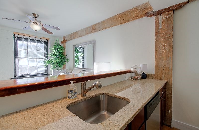 Furnished Finder property 453235_1 photo 15