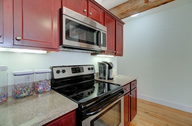Furnished Finder property 453235_1 photo 17