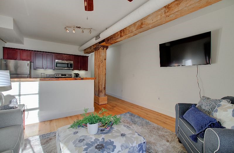 Furnished Finder property 453235_1 photo 20