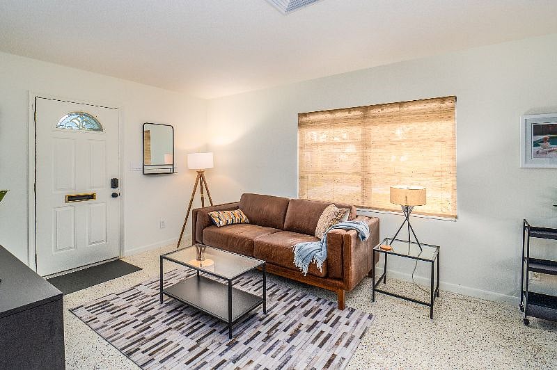 Furnished Finder property 453253_1 photo 7