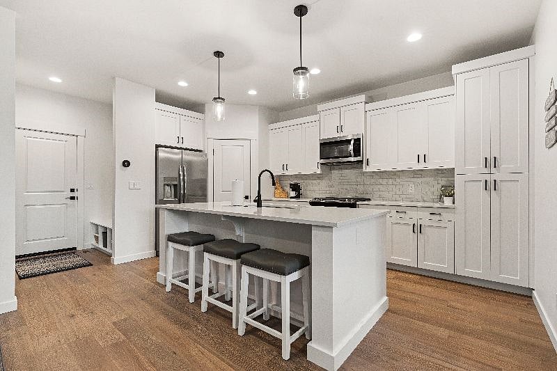 Furnished Finder property 453271_1 photo 14