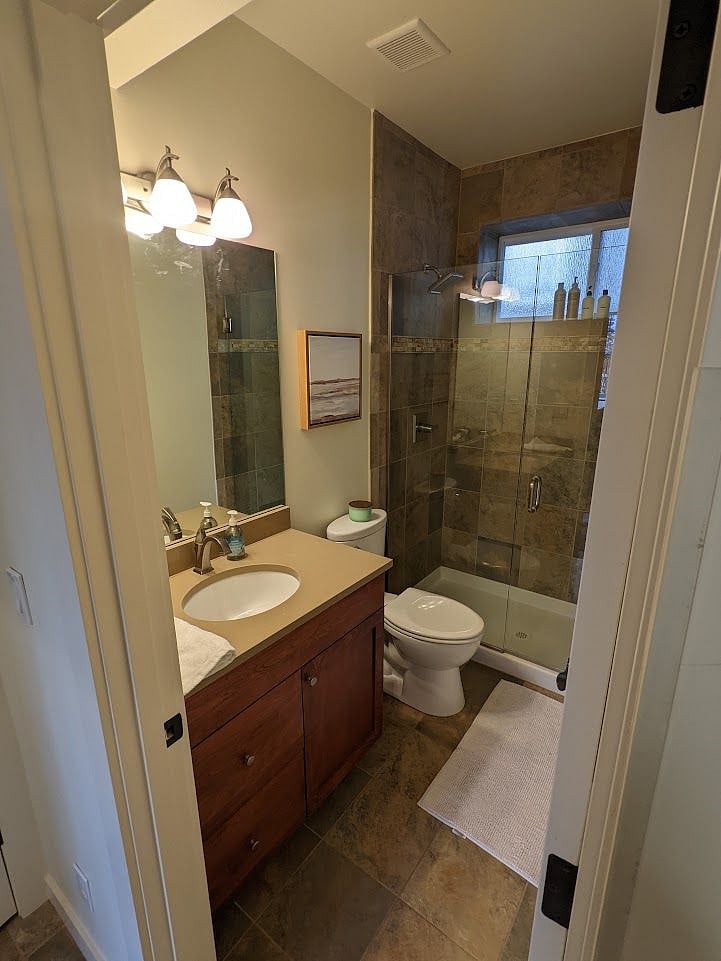 Furnished Finder property 453273_1 photo 11