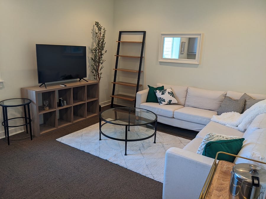 Furnished Finder property 453273_1 photo 13