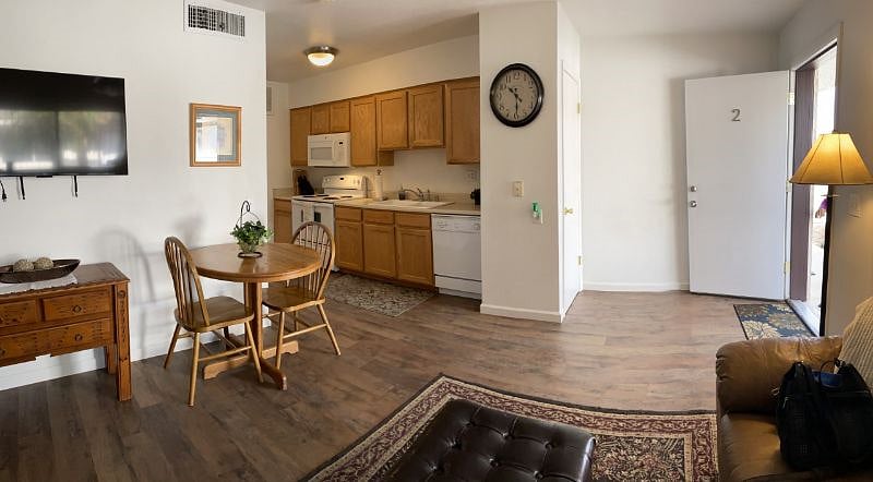 Furnished Finder property 453304_1 photo 4