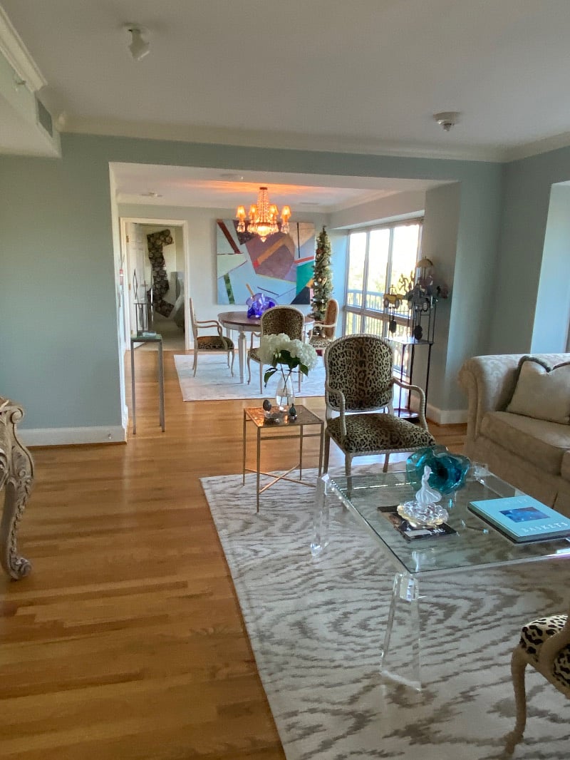 Living room, dining room and entrance to your bedroom on the left. Lots of natural light.