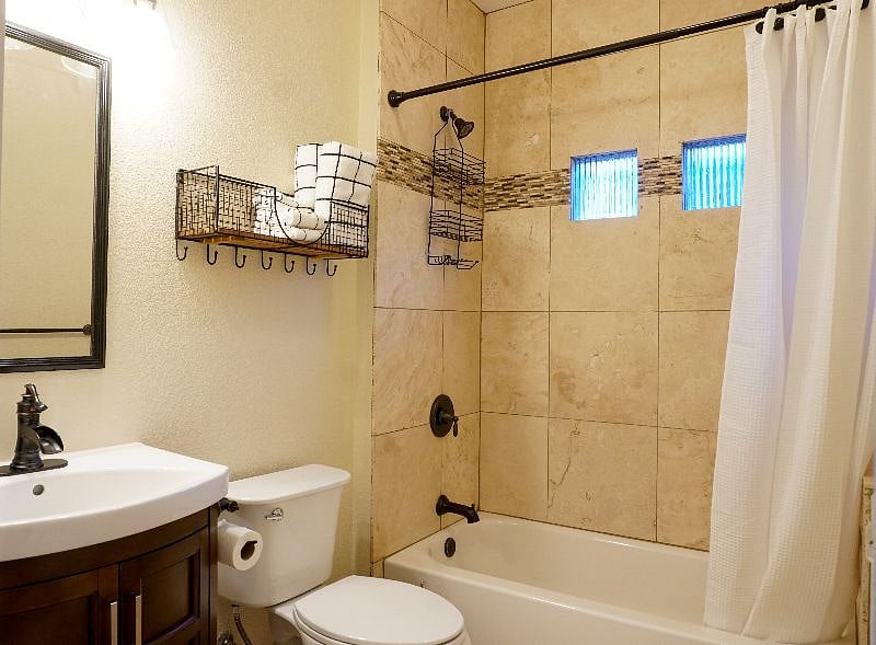 Furnished Finder property 453345_1 photo 11