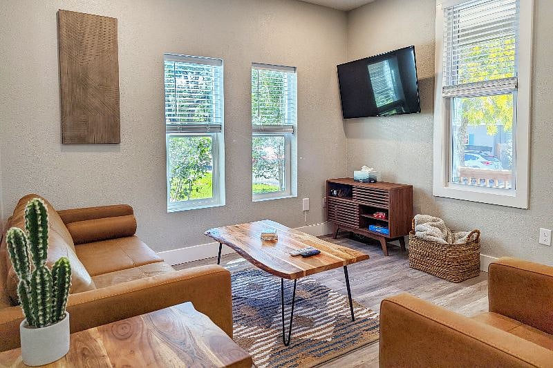Furnished Finder property 453393_1 photo 4