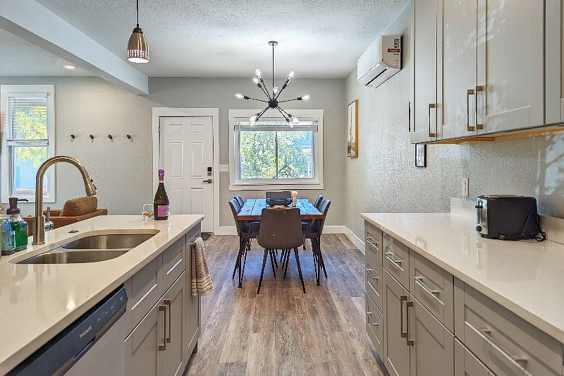 Furnished Finder property 453393_1 photo 9