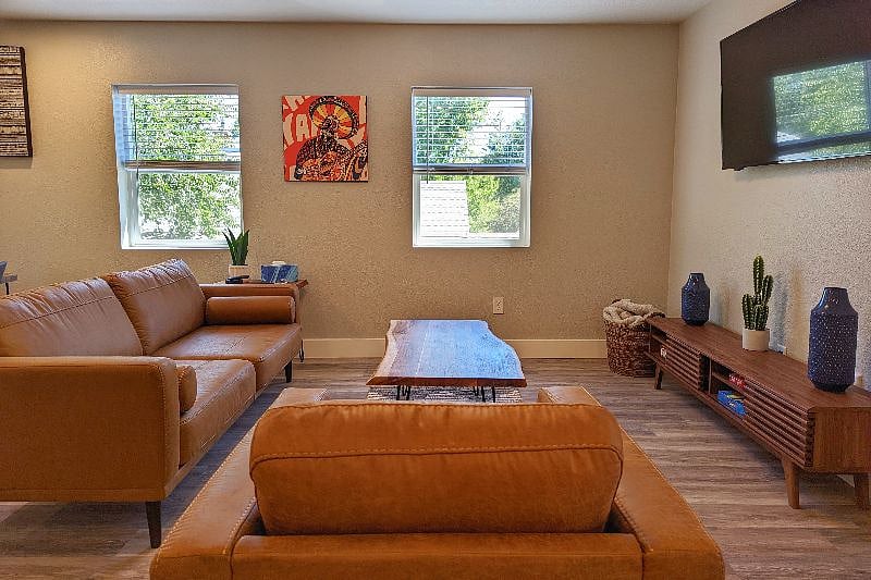 Furnished Finder property 453434_1 photo 3