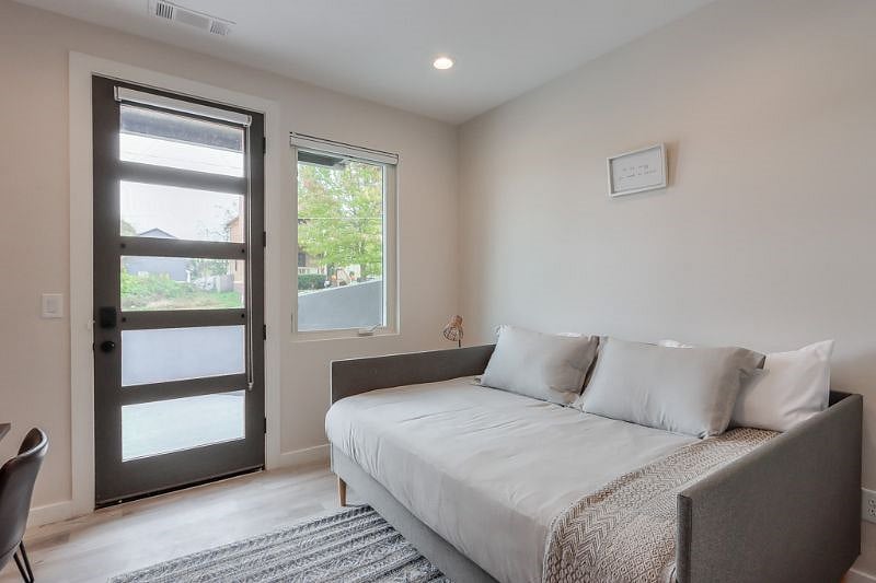 Furnished Finder property 453555_1 photo 4